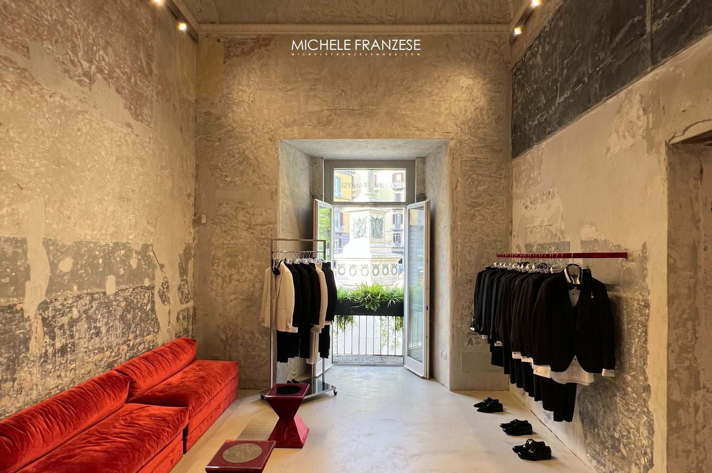 Abiti Sartoriali Uomo: L'eccellenza del Made in Italy e Internazionale presso Michele Franzese Moda