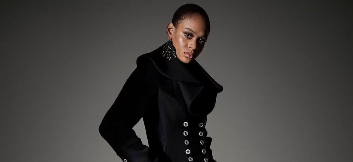McQueen Fall/Winter 26: il fascino oscuro dell’eleganza ribelle