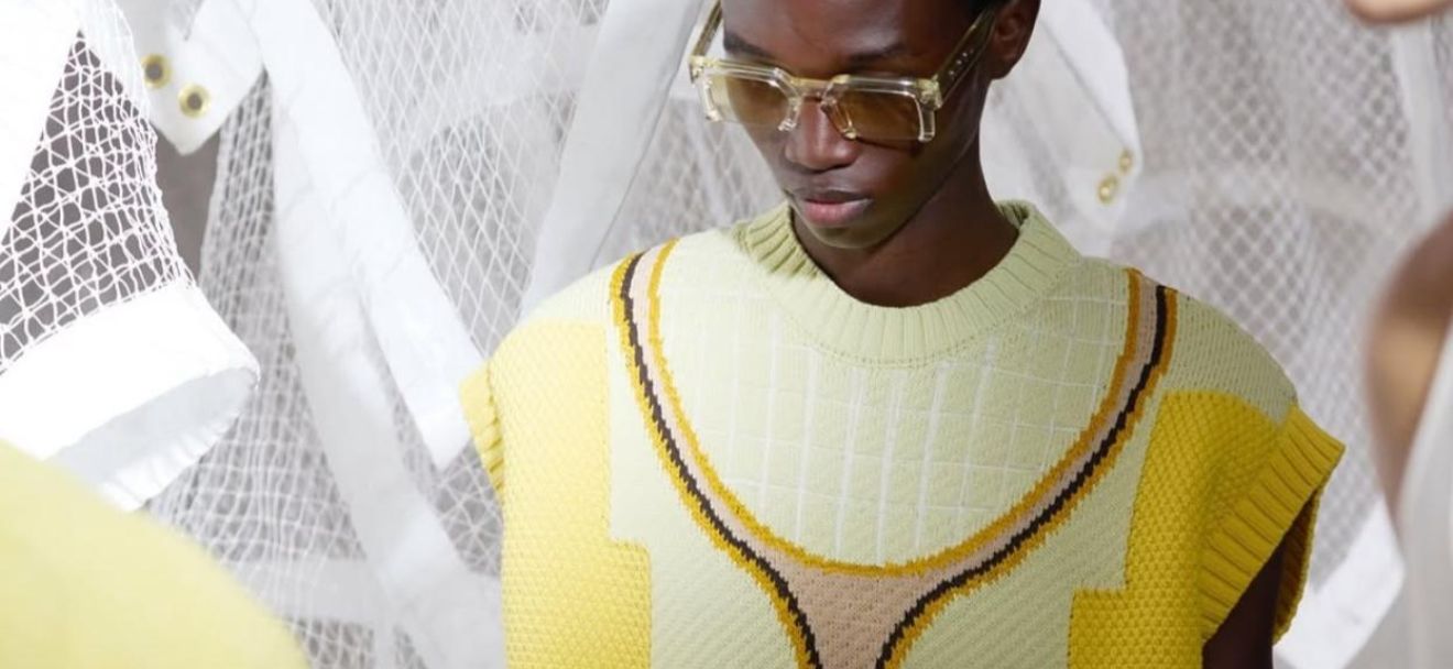Primavera Estate 2025: Lacoste Rinnova il Classicismo Sporty con Stile