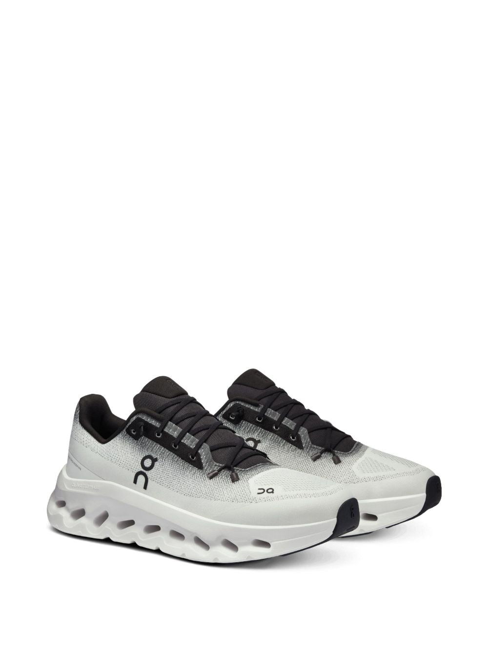 Sneakers Cloudtilt nero e avorio in mesh tecnico di poliestere riciclato. 3ME10101430 BLACKIVORY On Running 