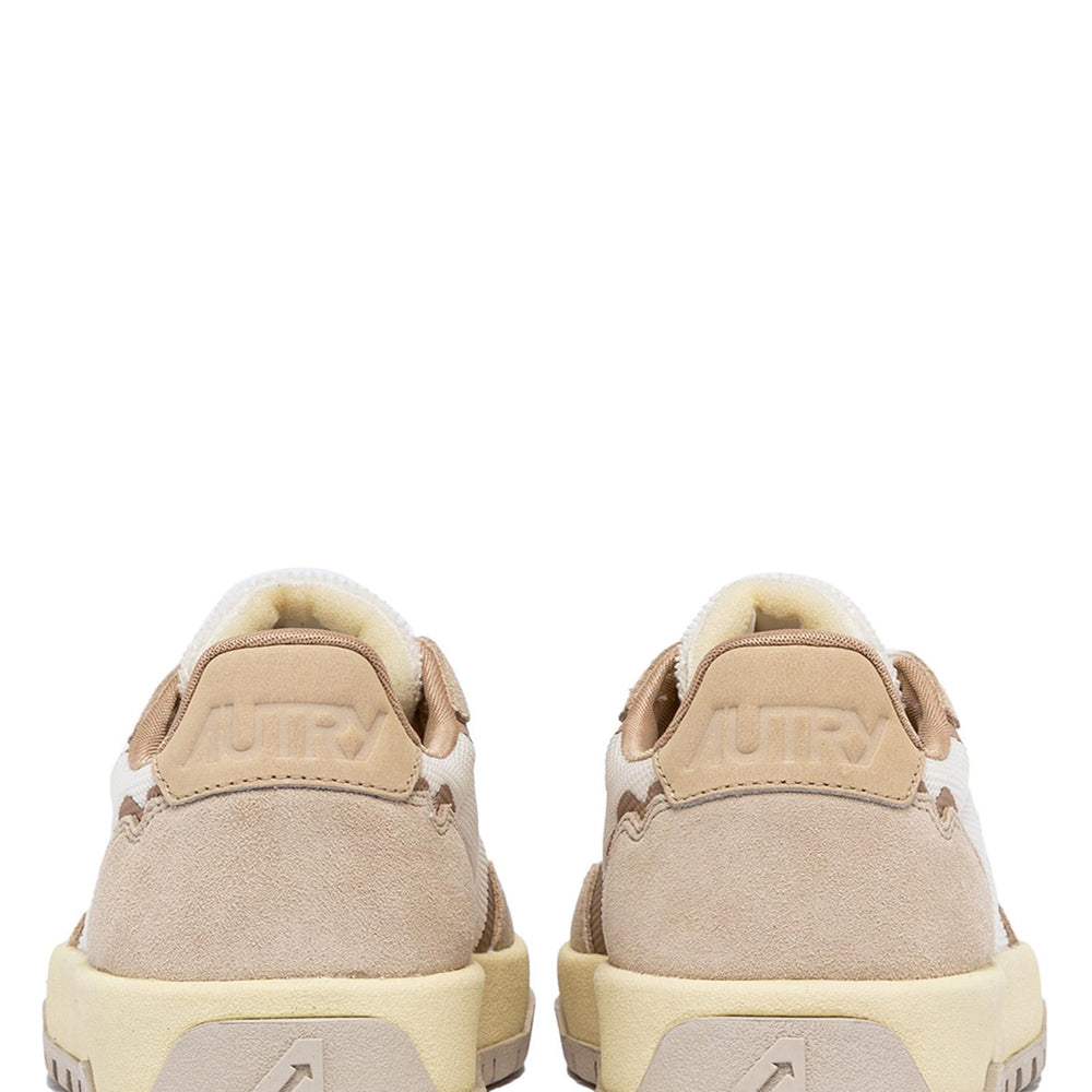 
                  
                    Sneakers Wildpace Low Autry LDLW AK03 Autry 
                  
                