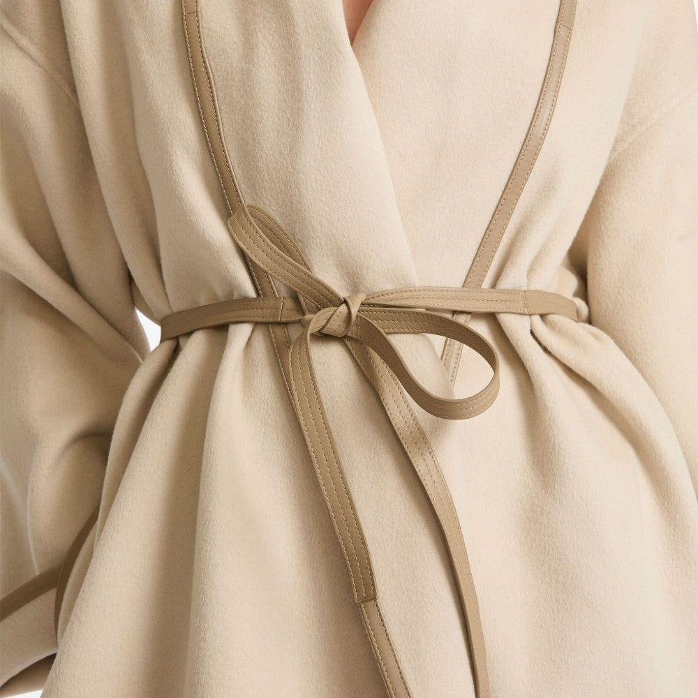 
                  
                    Cappotto Yves Salomon 25EYV02075CATL A2122 Yves Salomon 
                  
                