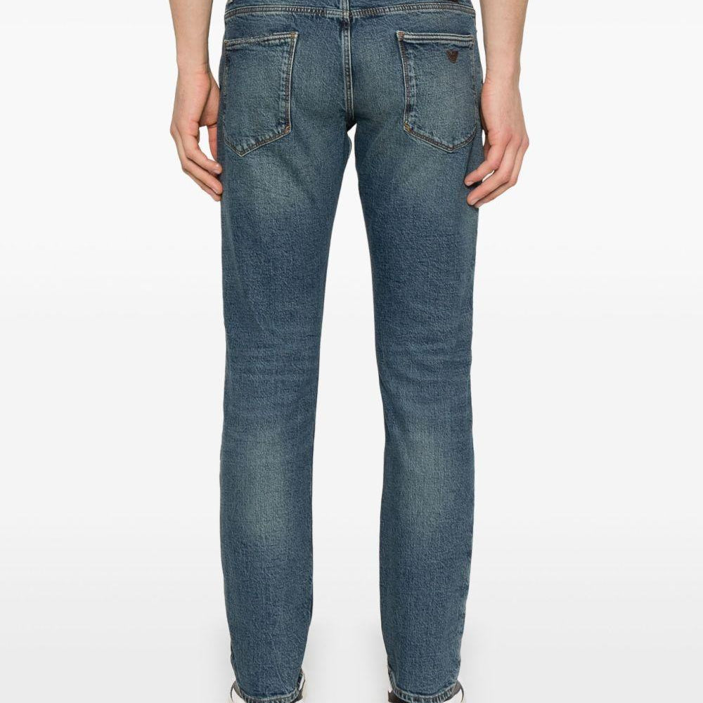 
                  
                    Emporio Armani EM000121AF13277MB002
                  
                