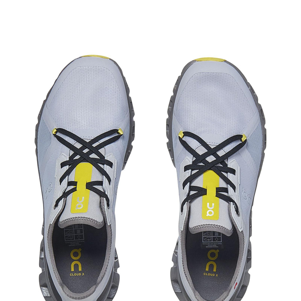 
                  
                    On Running 3MD30322666FOG
                  
                