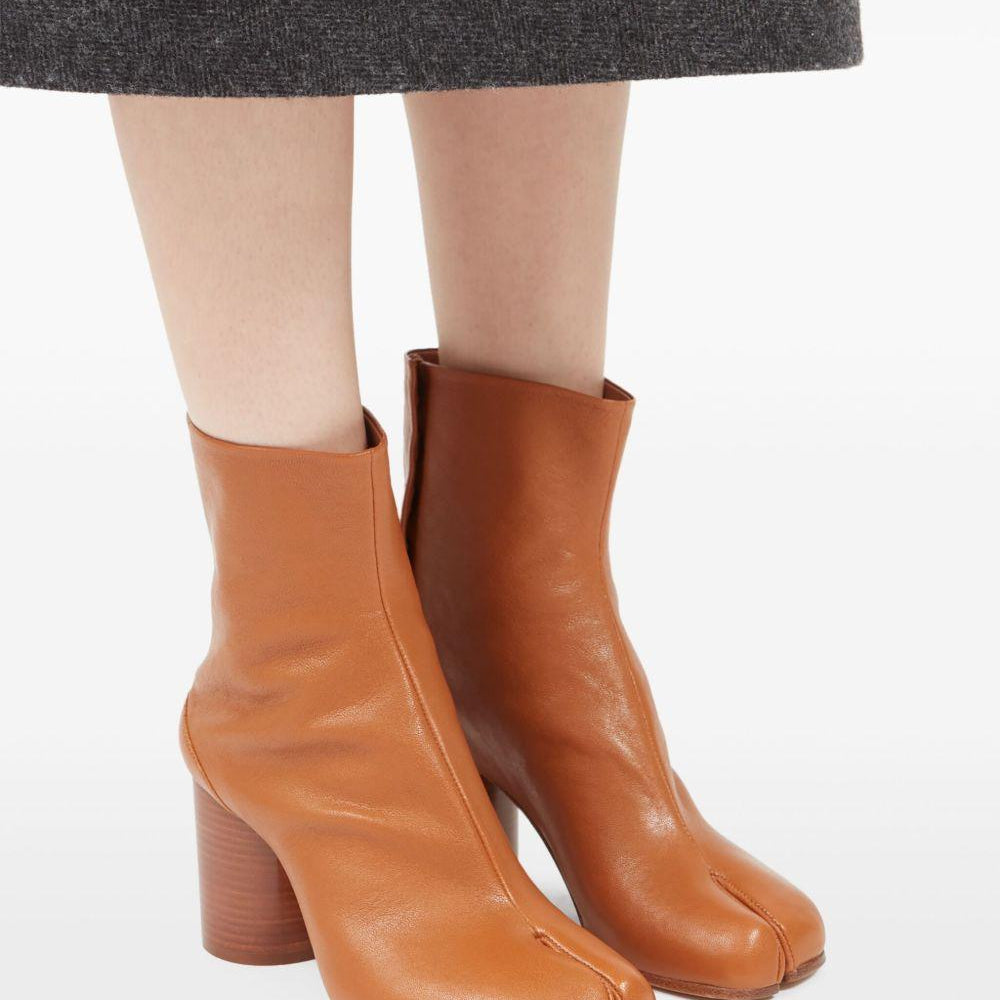 
                  
                    Maison Margiela S58WU0260P3753T2289
                  
                