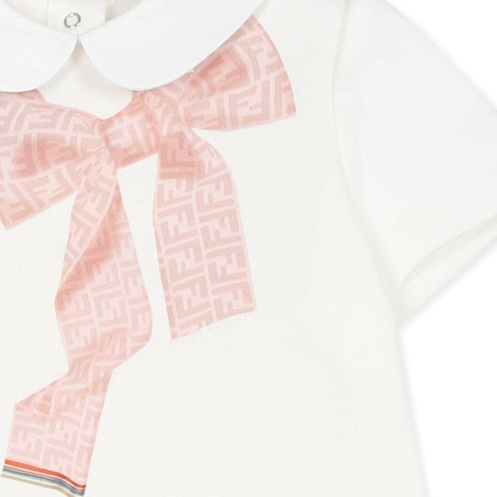 
                  
                    Fendi Kids BFB5385V0F0TU9
                  
                