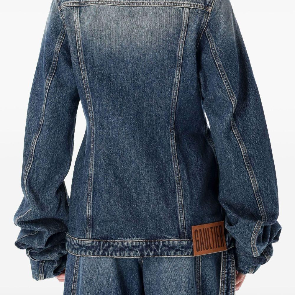 
                  
                    Giubbino The Blue Denim Jacket with Oversized Sleeves Jean Paul Gaultier WJA003D024 57 Jean Paul Gaultier 
                  
                