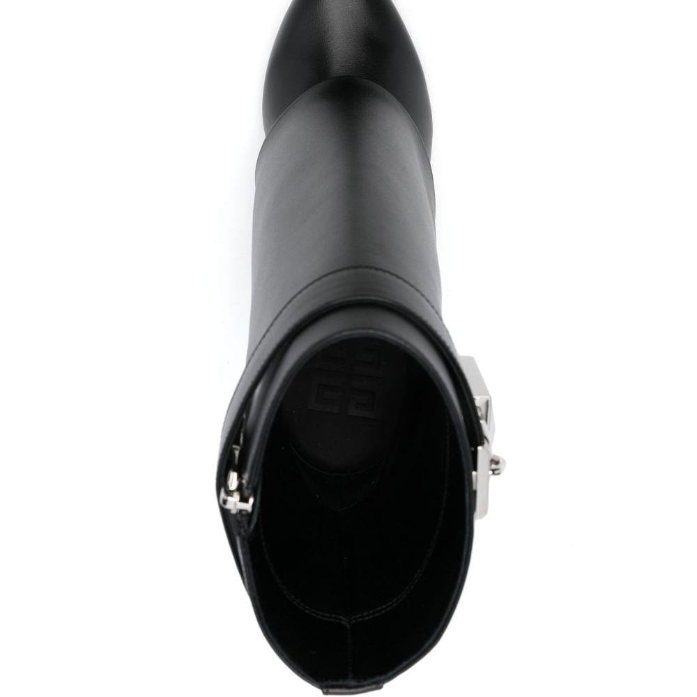 
                  
                    Stivali Shark Lock Givenchy BE602RE147 001 Givenchy 
                  
                