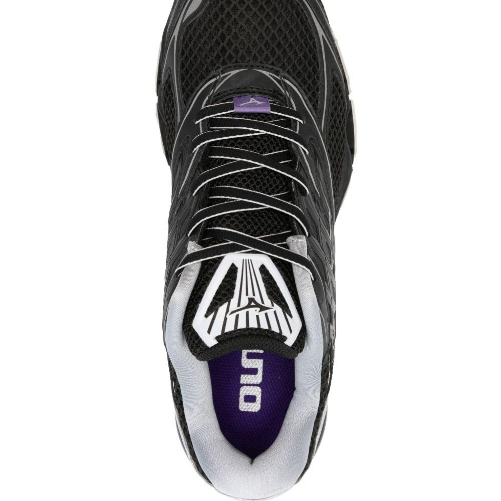 
                  
                    Mizuno D1GA250701
                  
                