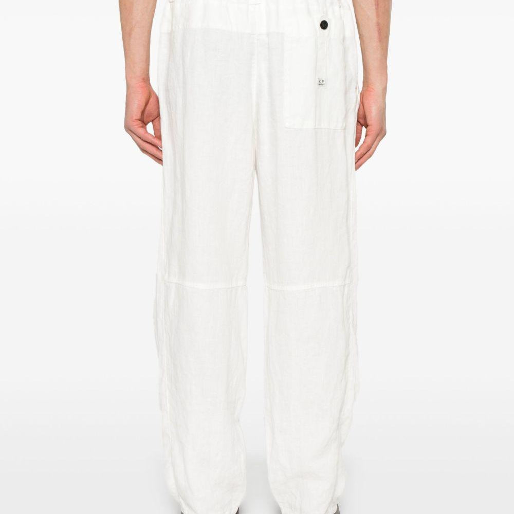 
                  
                    Pantaloni C.P. Company 18CMPA270A110341O 103 C.P. Company 
                  
                