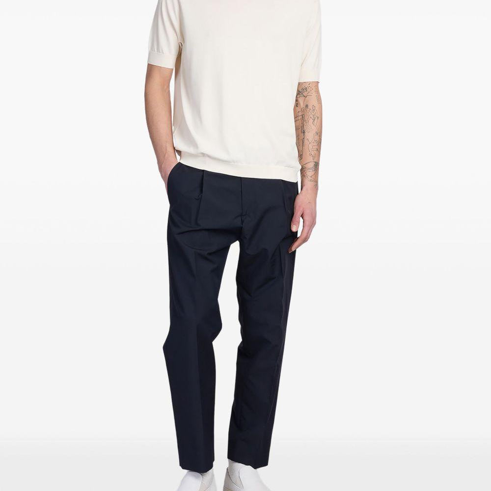 
                  
                    Low Brand L1MSS256717A041
                  
                
