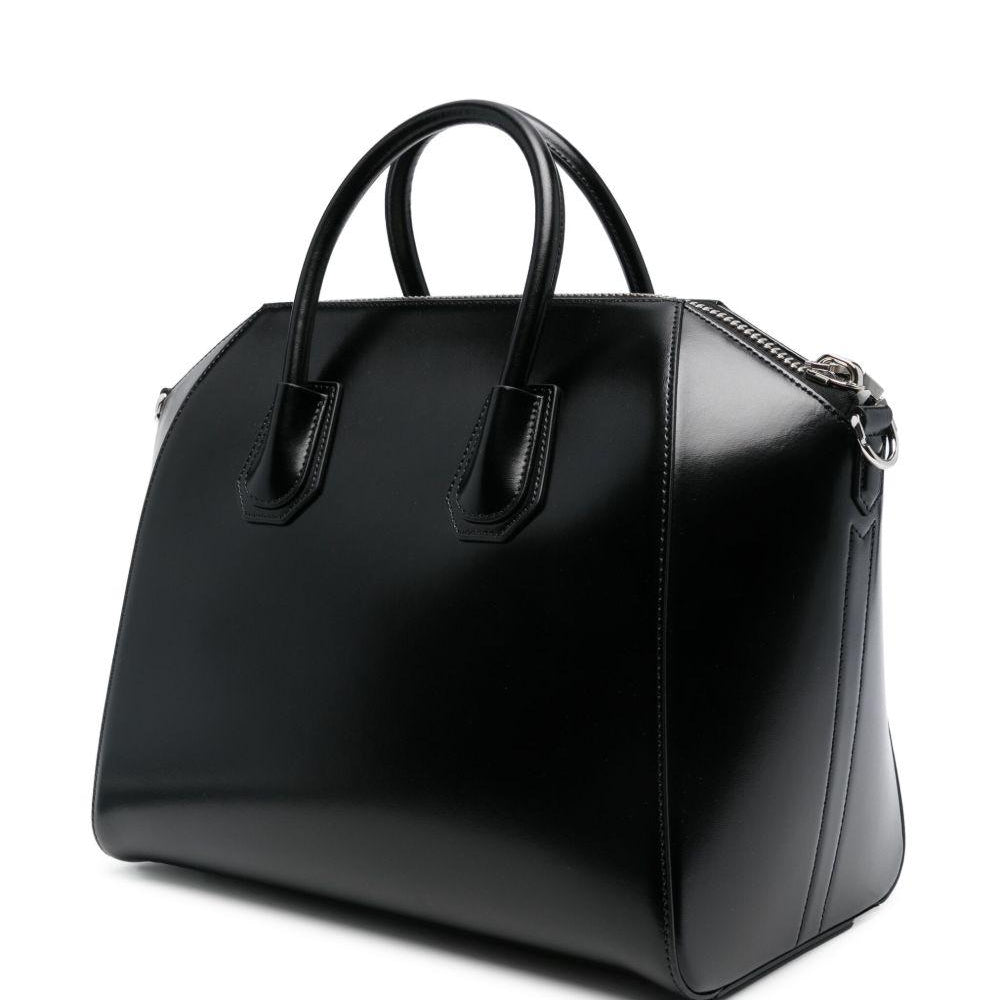 
                  
                    Borsa a mano Antigona Media Givenchy BB50TQB1R0 001 Givenchy 
                  
                