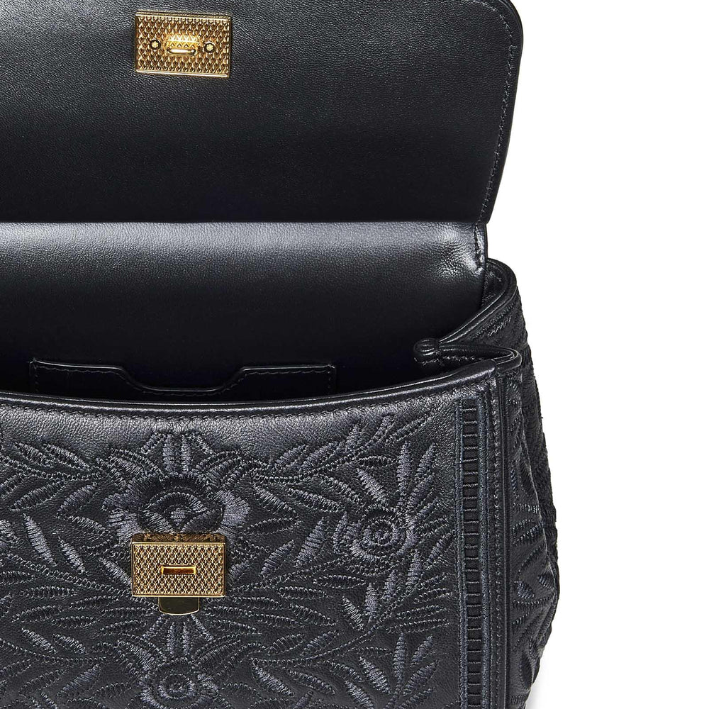 
                  
                    DOLCE & GABBANA BB6003B6I388B956
                  
                
