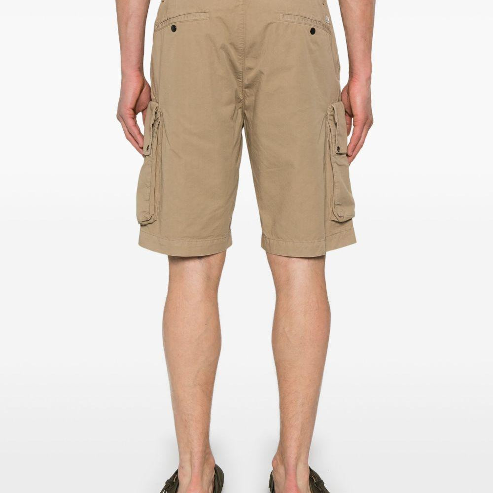 
                  
                    Shorts C.P. Company 18CMBE315A110340O 305 C.P. Company 
                  
                