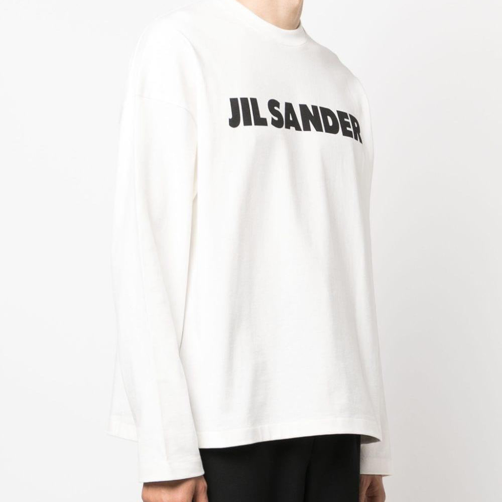 
                  
                    Jil Sander J22GC0136J45148102
                  
                