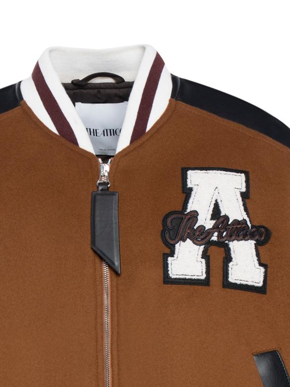 
                  
                    Giubbino The Attico 251WCB00092WWV58AA 046 The Attico 
                  
                