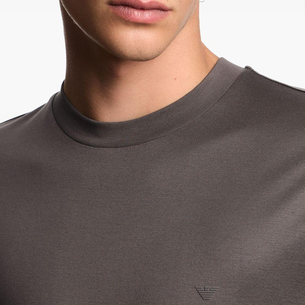 
                  
                    T-shirt Travel Essential Emporio Armani EM003137AF10761 U8143 Emporio Armani 
                  
                