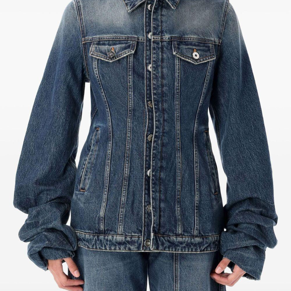 
                  
                    Giubbino The Blue Denim Jacket with Oversized Sleeves Jean Paul Gaultier WJA003D024 57 Jean Paul Gaultier 
                  
                