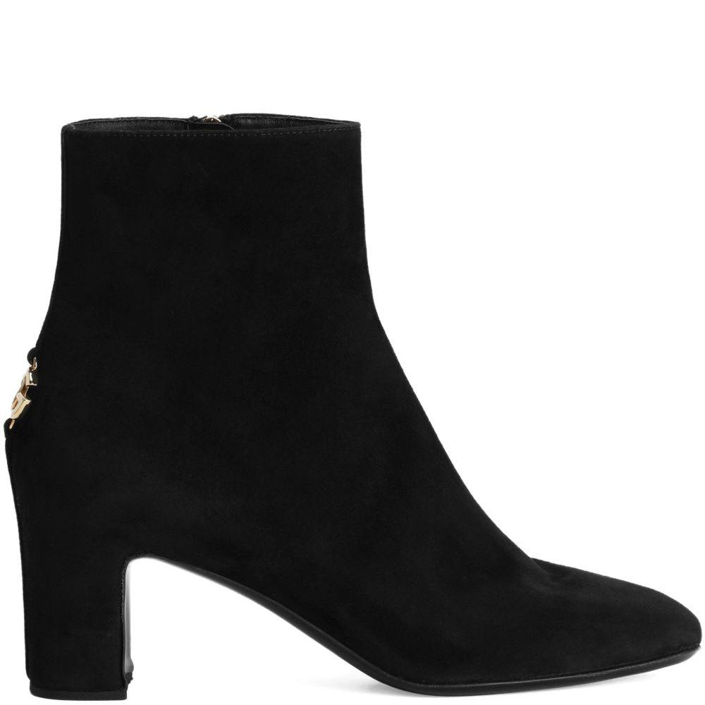 
                  
                    Stivali DOLCE & GABBANA CT1092A1275 80999 DOLCE & GABBANA 
                  
                