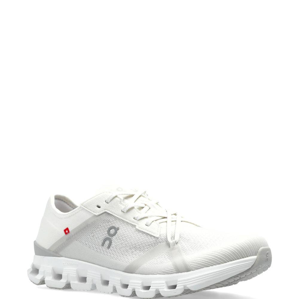 
                  
                    On Running 3MF10262852WHITE
                  
                