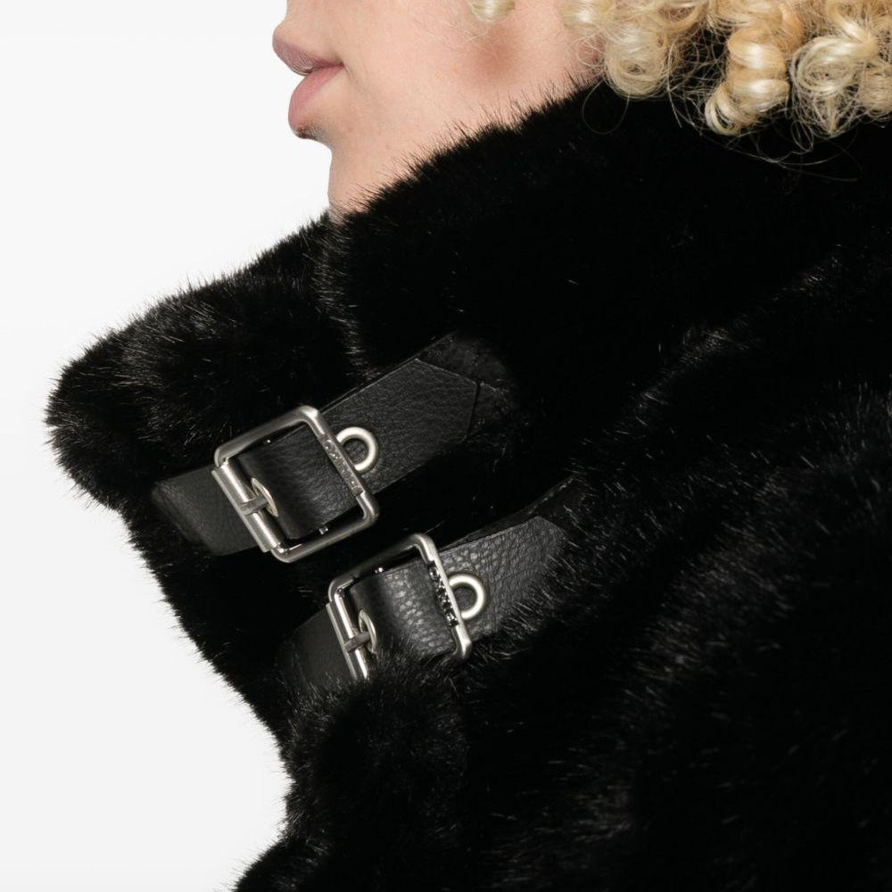 
                  
                    Pelliccia Pinko 103837A2PI Z99 Pinko 
                  
                