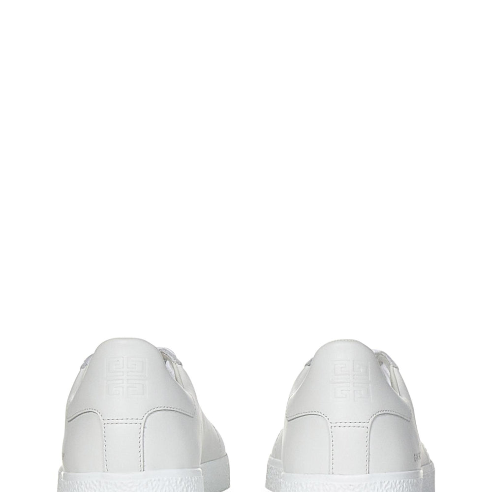 
                  
                    Givenchy BE0042E22L100
                  
                