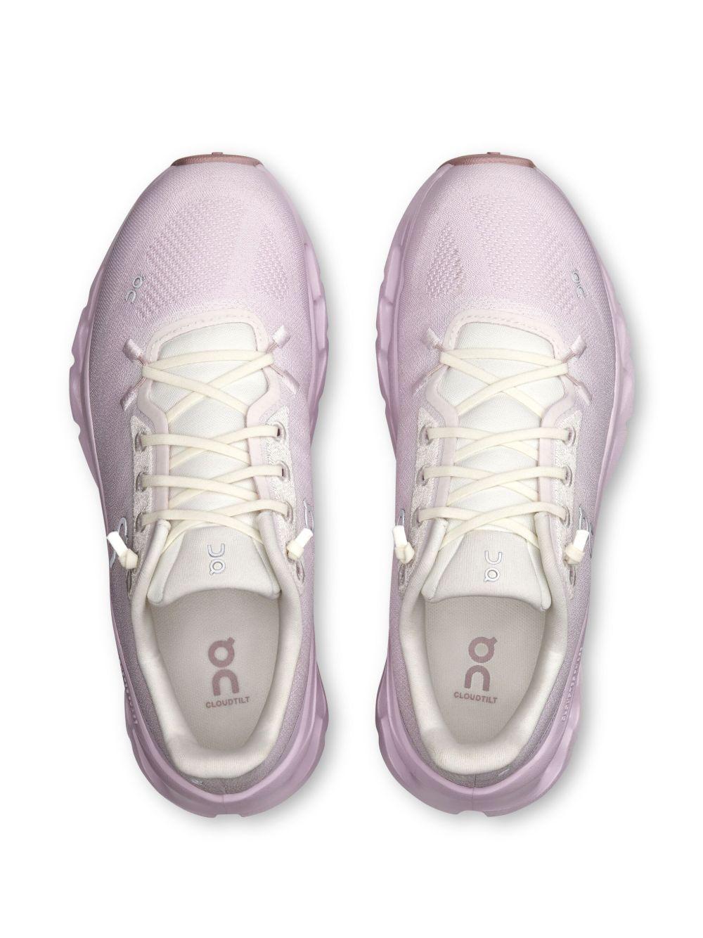 On Running 3WE10053286IVORY