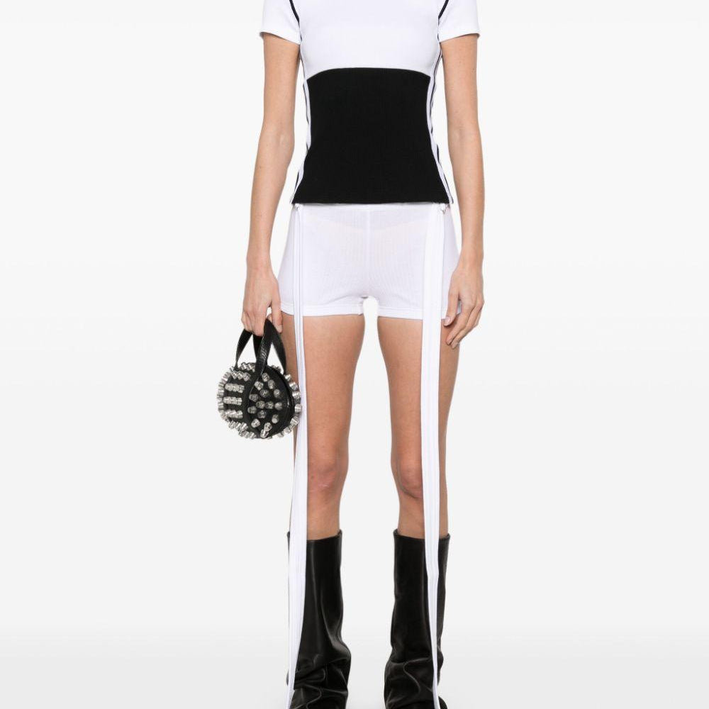 
                  
                    Jean Paul Gaultier TS104PJ0800100
                  
                
