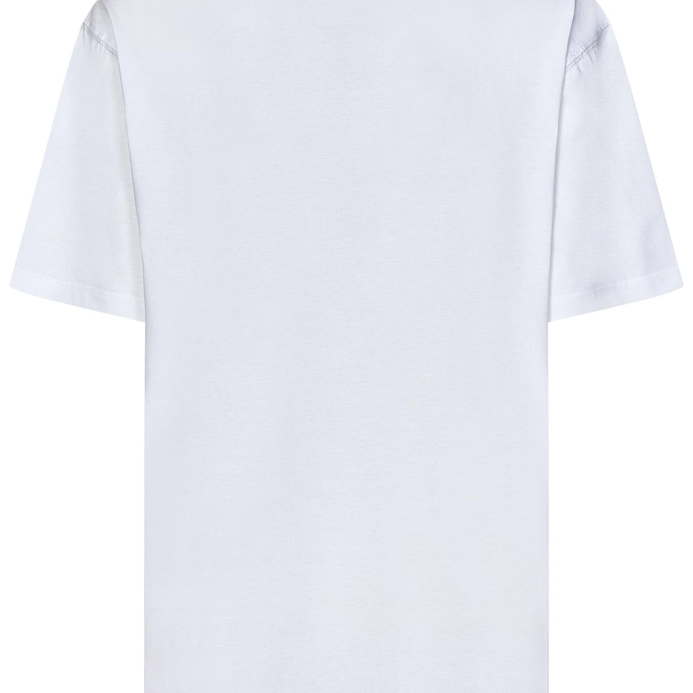 
                  
                    Giada Benincasa 2210301WHITE
                  
                