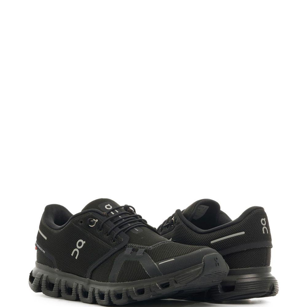 
                  
                    On Running 3MF10071043BLACK
                  
                