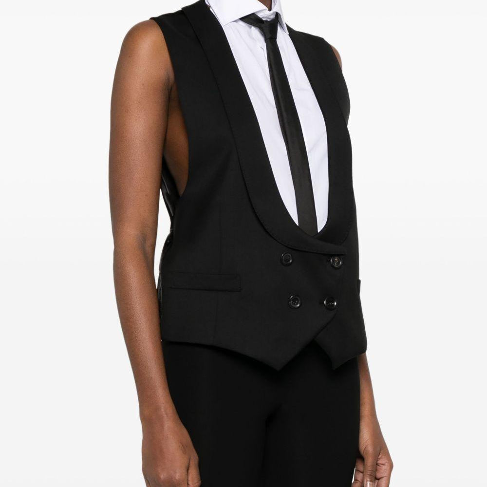 
                  
                    Moschino A100304180555
                  
                