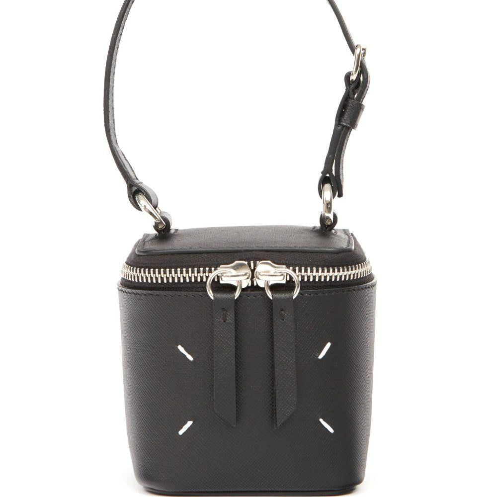 
                  
                    Maison Margiela SA2VL0012P6799T8013
                  
                