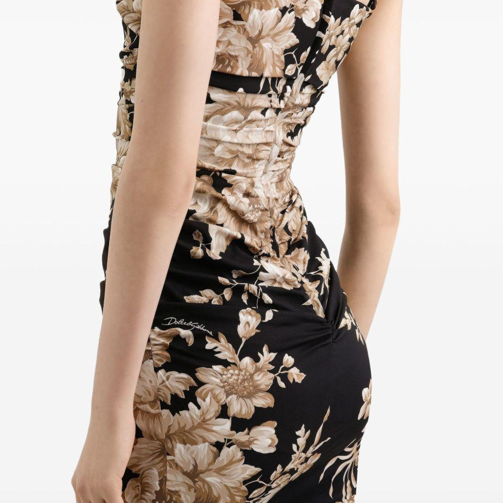 
                  
                    Abito DOLCE & GABBANA F6TYJTFSA7Y HN4OX DOLCE & GABBANA 
                  
                