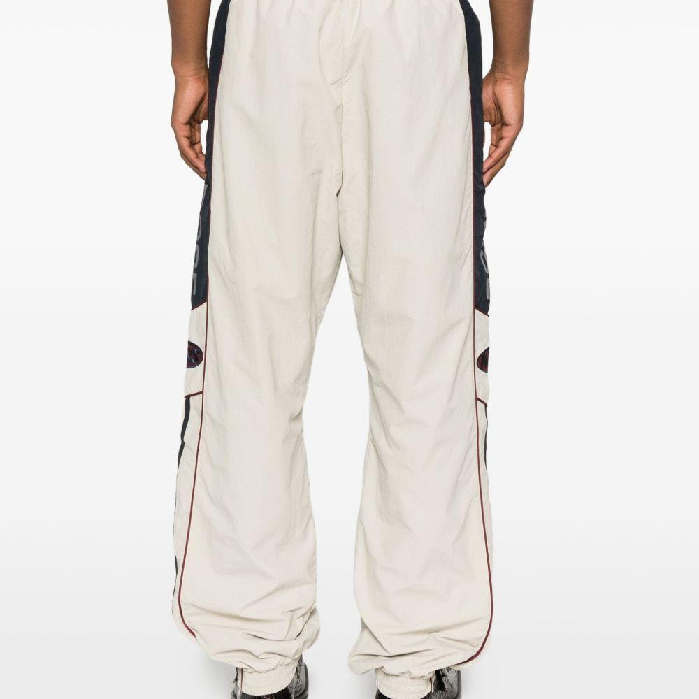 
                  
                    Pantaloni Martine Rose 122WP01052 WHT Martine Rose 
                  
                