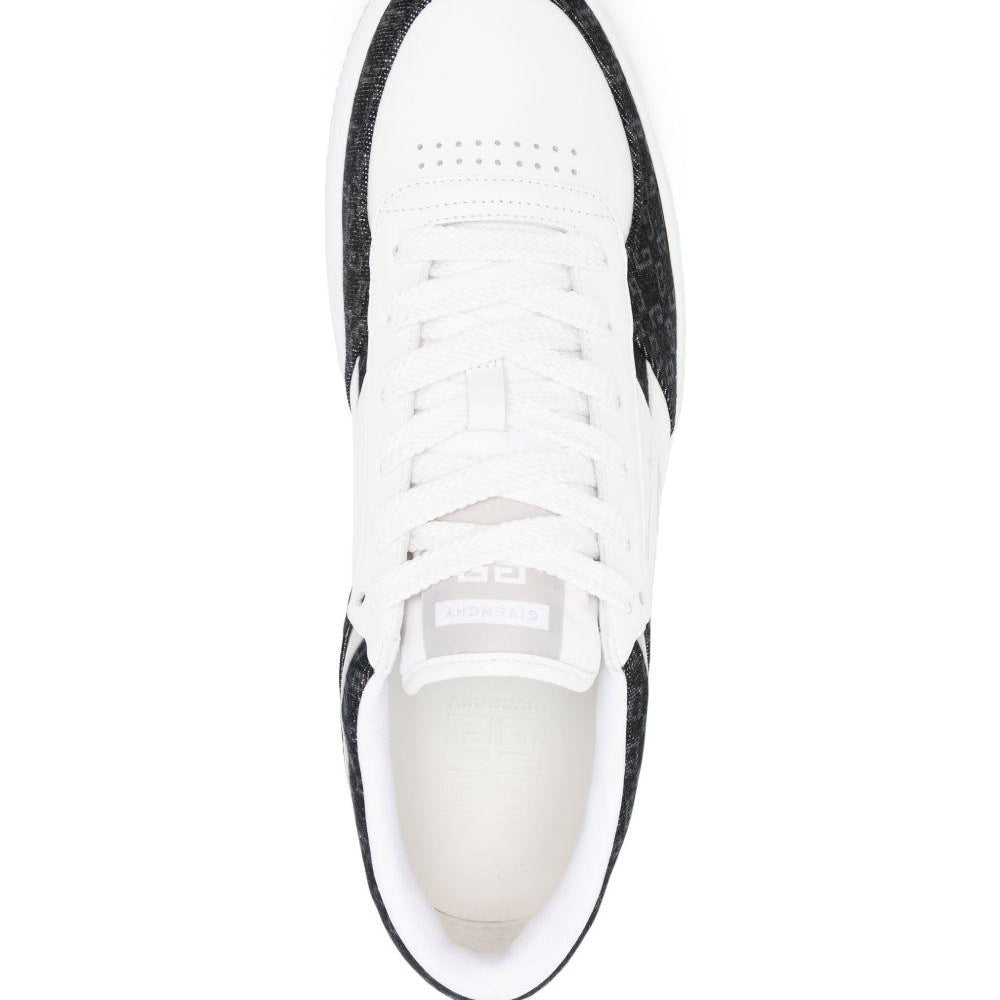 
                  
                    Givenchy BH00ARH1UF116
                  
                