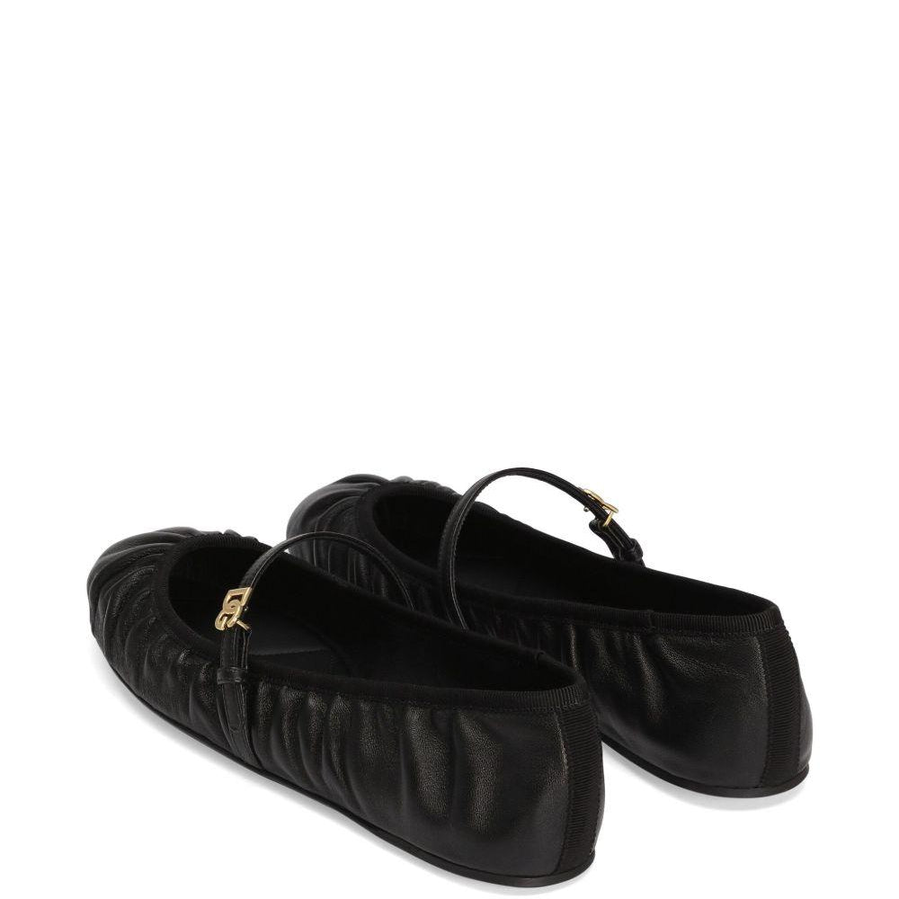 
                  
                    DOLCE & GABBANA CB0257AD1378B956
                  
                