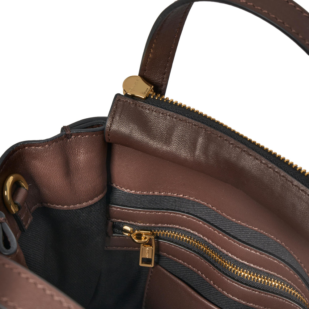 
                  
                    Borsa a mano Tie Me Small Moschino MC4012PP0NOA0000 CIOCCO Moschino 
                  
                