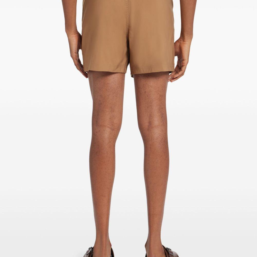 
                  
                    Tom Ford BSS001FMN004S23KB211
                  
                