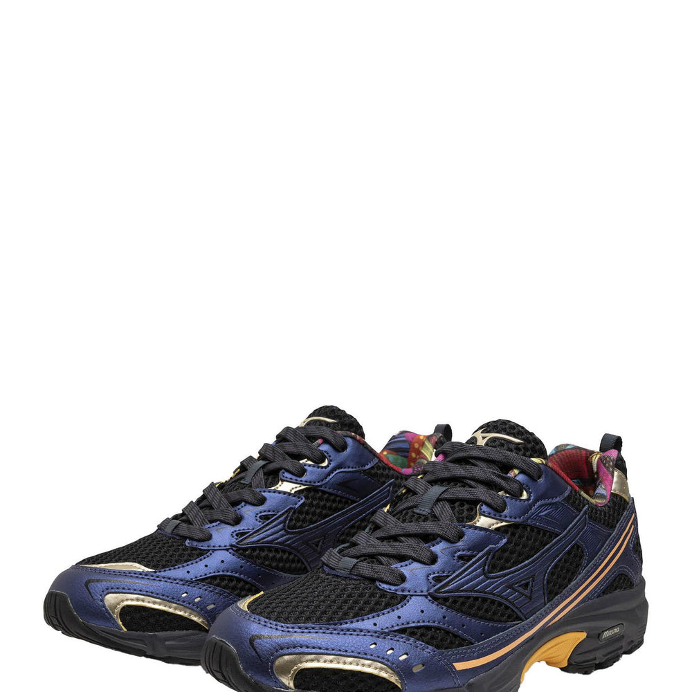 
                  
                    Mizuno D1GA251601
                  
                