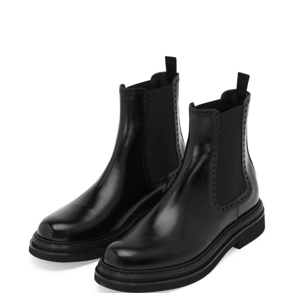 
                  
                    Stivali Chelsea Day Classic DOLCE & GABBANA A60592A1203 80999 DOLCE & GABBANA 
                  
                