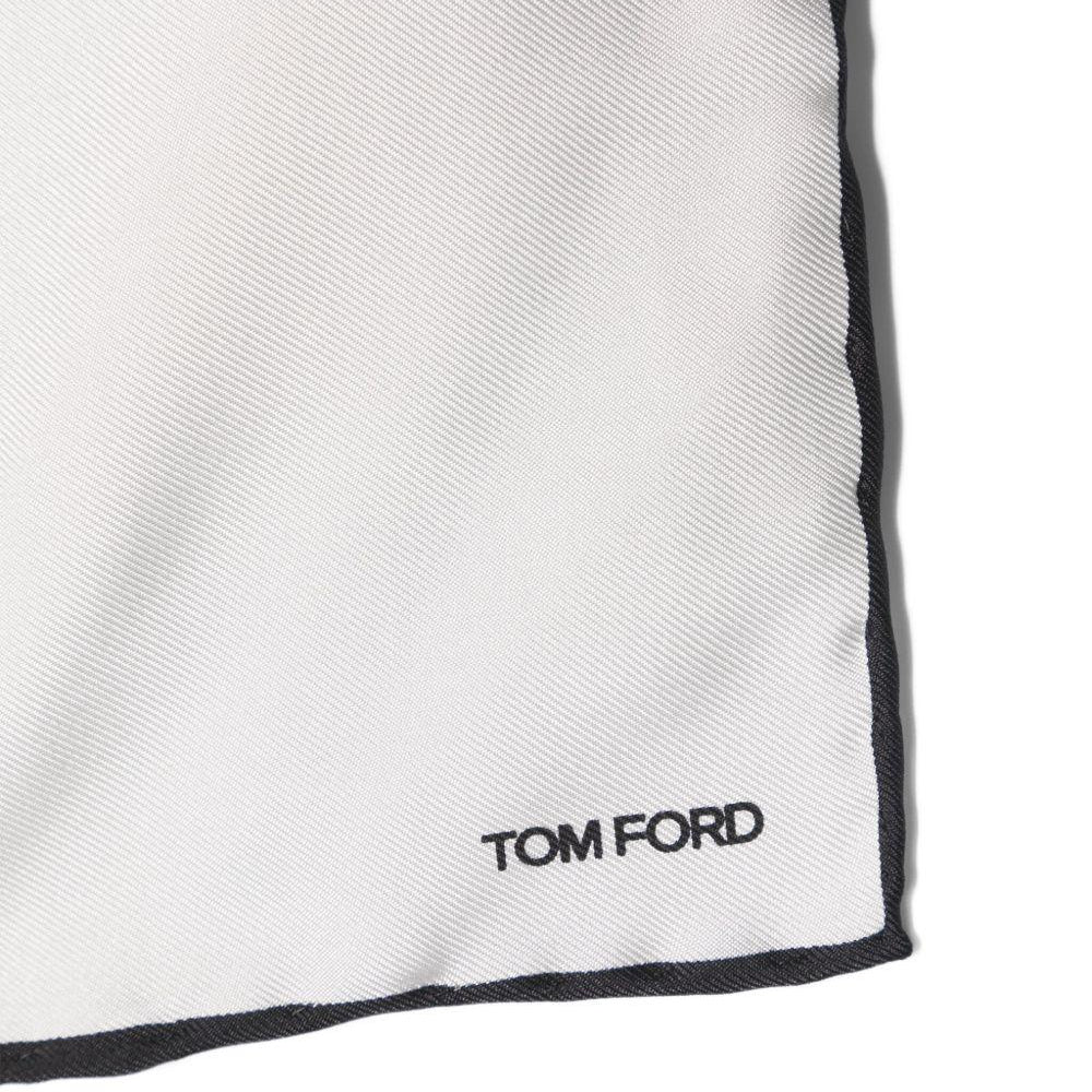 
                  
                    Fazzoletto Tom Ford SPR001SPS10 AW002 Tom Ford 
                  
                