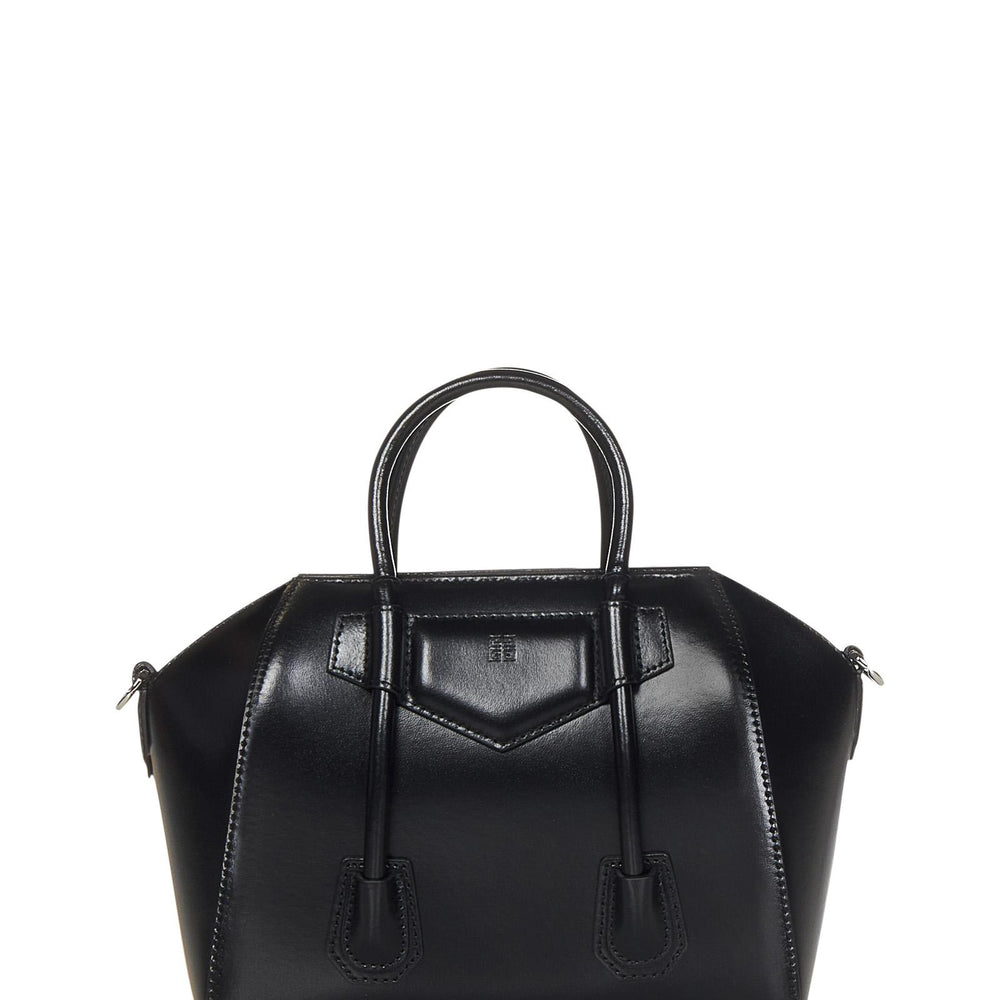 
                  
                    Givenchy BB50U0B1R0001
                  
                