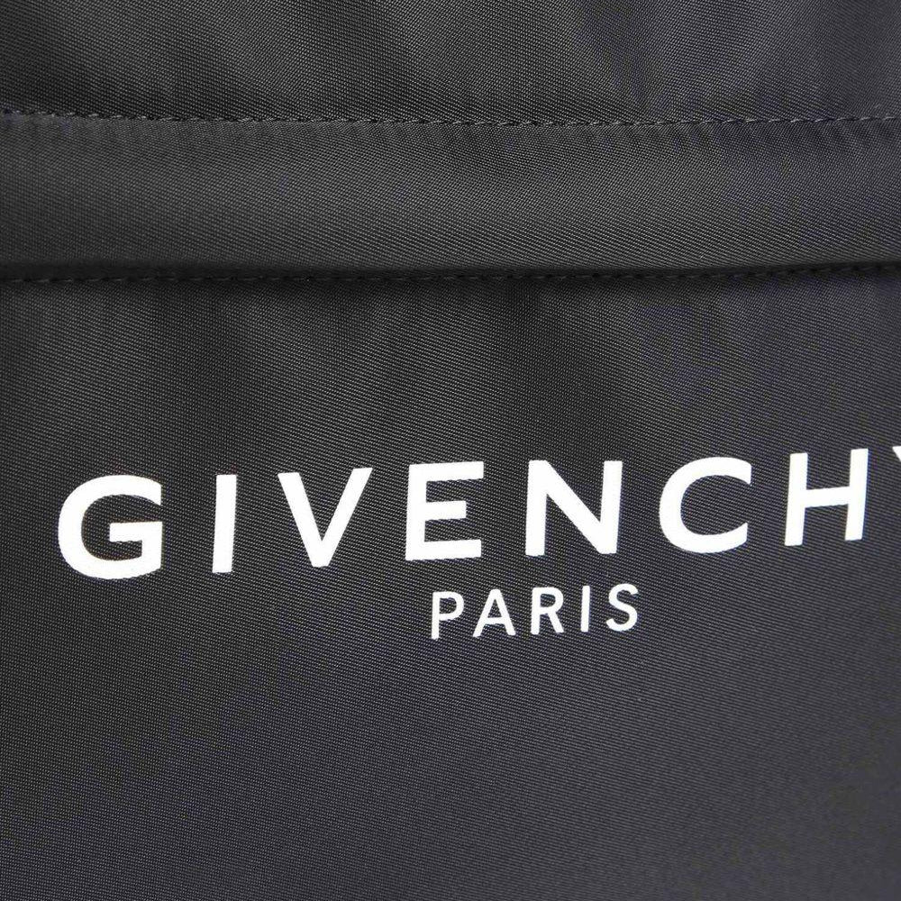 
                  
                    Givenchy Kids H3059909B
                  
                