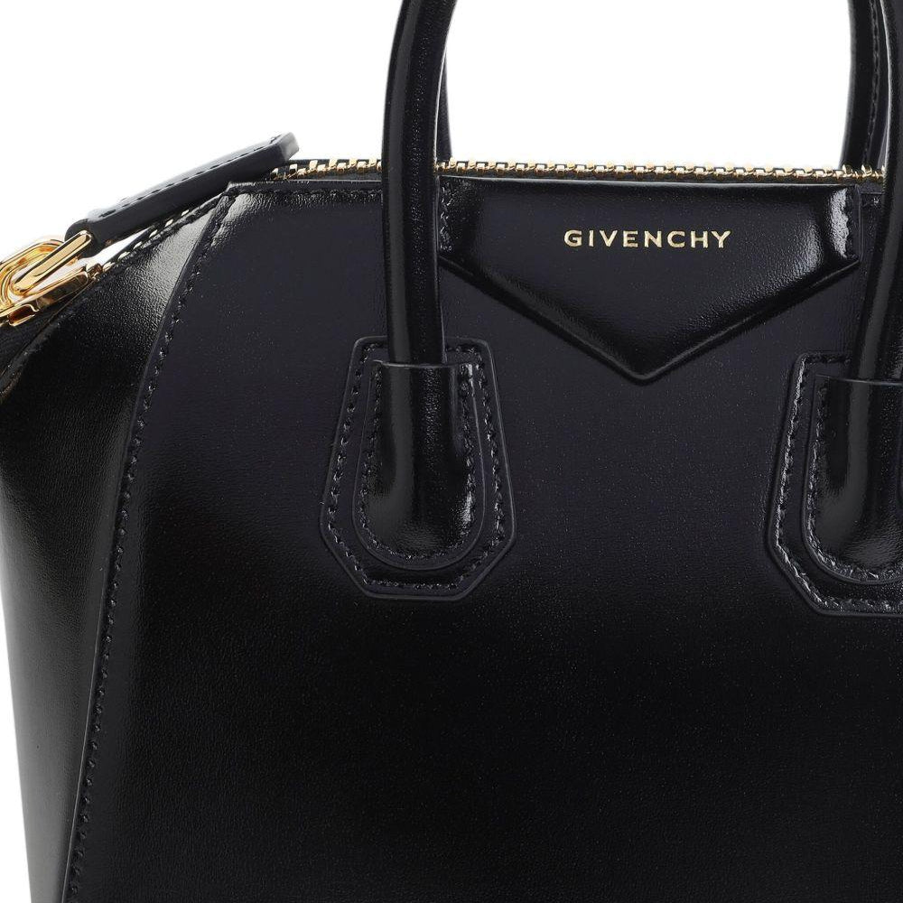 
                  
                    Borsa a mano Antigona mini Givenchy BB5148B2AT 001 Givenchy 
                  
                