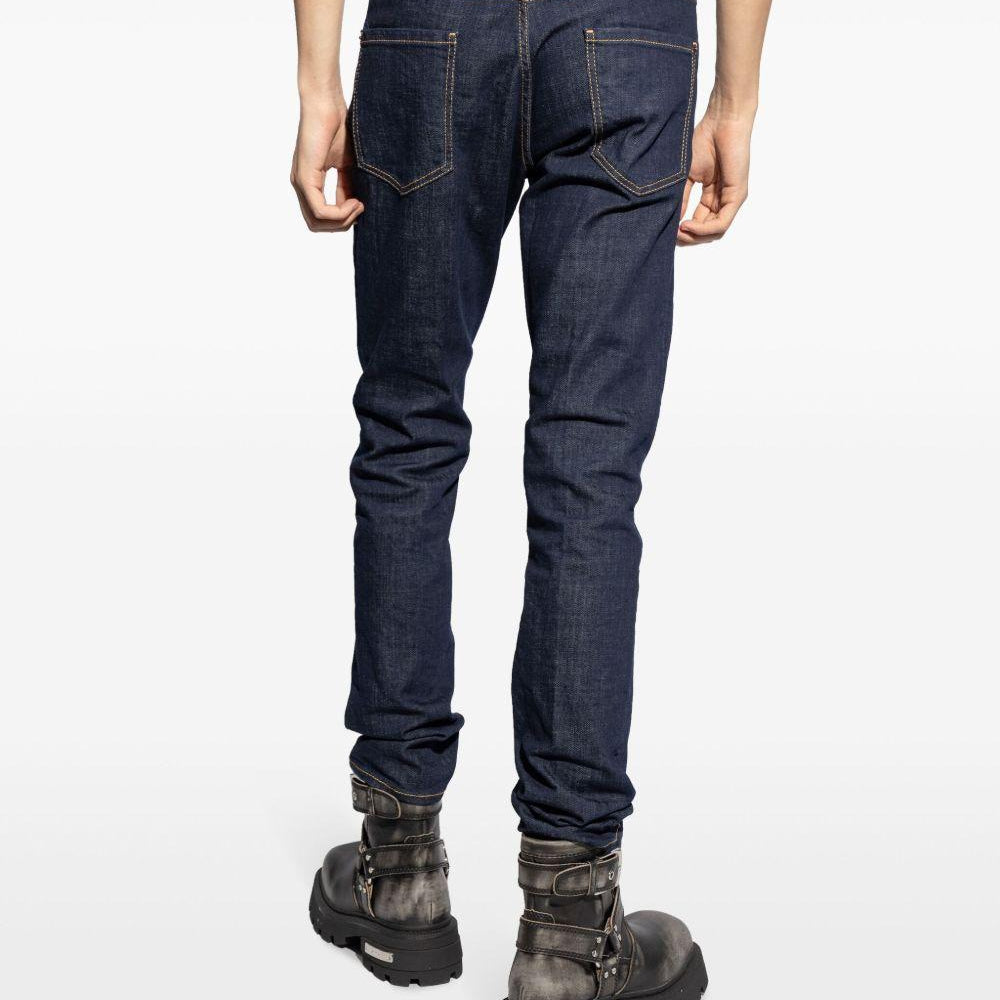 
                  
                    Dsquared2 S74LB1535S30664470
                  
                