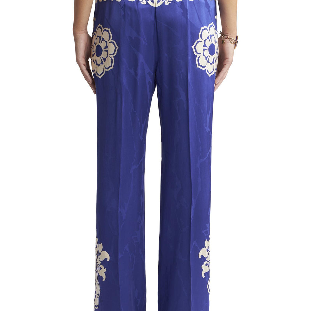 
                  
                    Etro WREA0014AK893X0883
                  
                