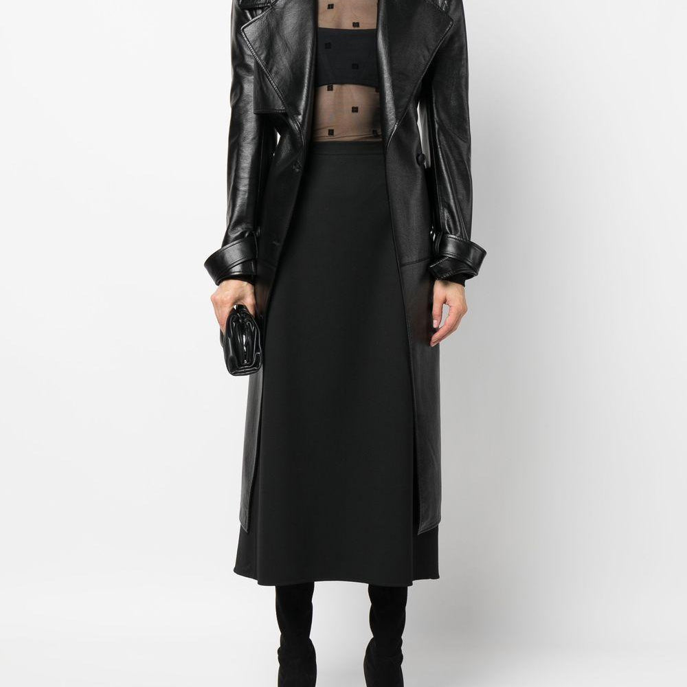 
                  
                    Givenchy BWB01G30ND001
                  
                