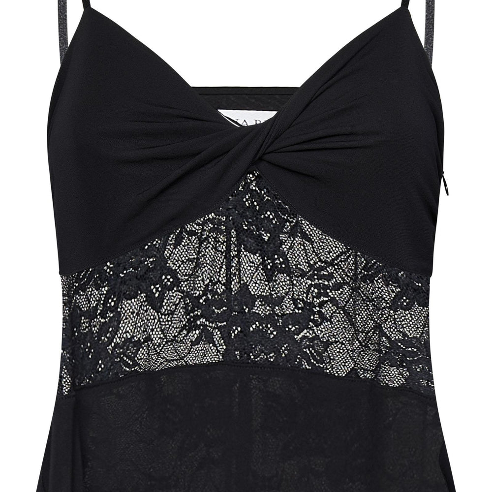 
                  
                    Nina Ricci 25PJRO063VI0532U9000
                  
                