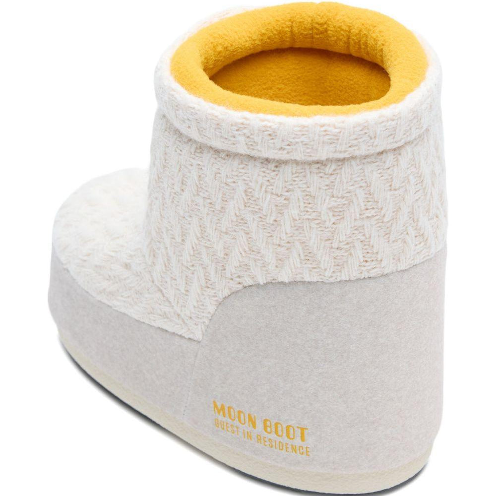 
                  
                    Moon boot x Guest In Residence ICON LOW Boots 80D1409750 L032 Moon boot 
                  
                