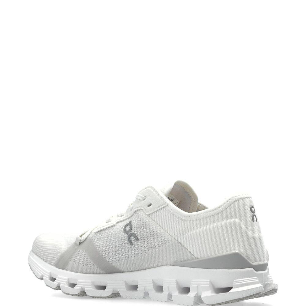 
                  
                    On Running 3WF10172852WHITE
                  
                